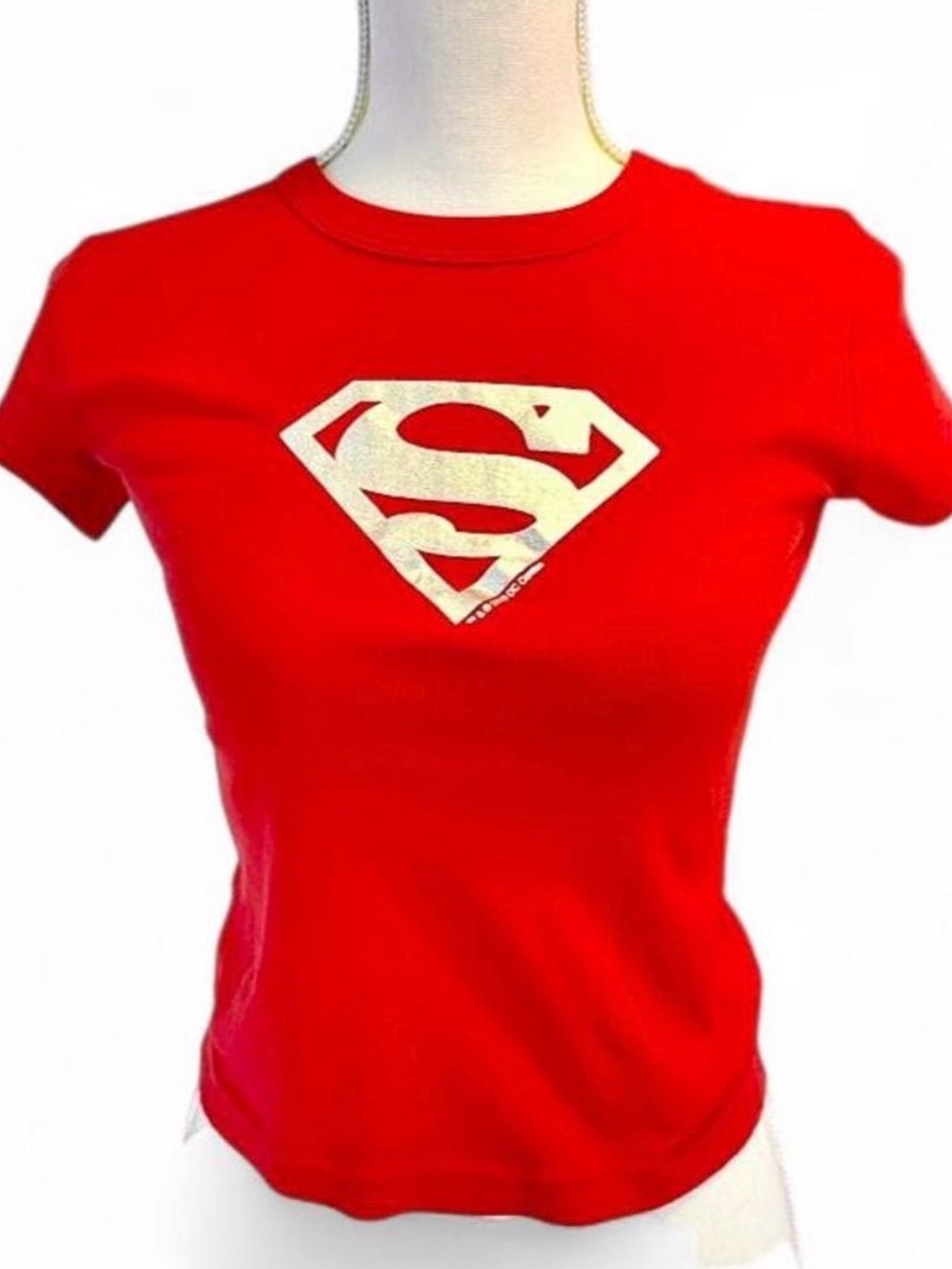 Warner Bros. Red Short Sleeve Baby Tee Silver Metallic Superman Logo Size XS